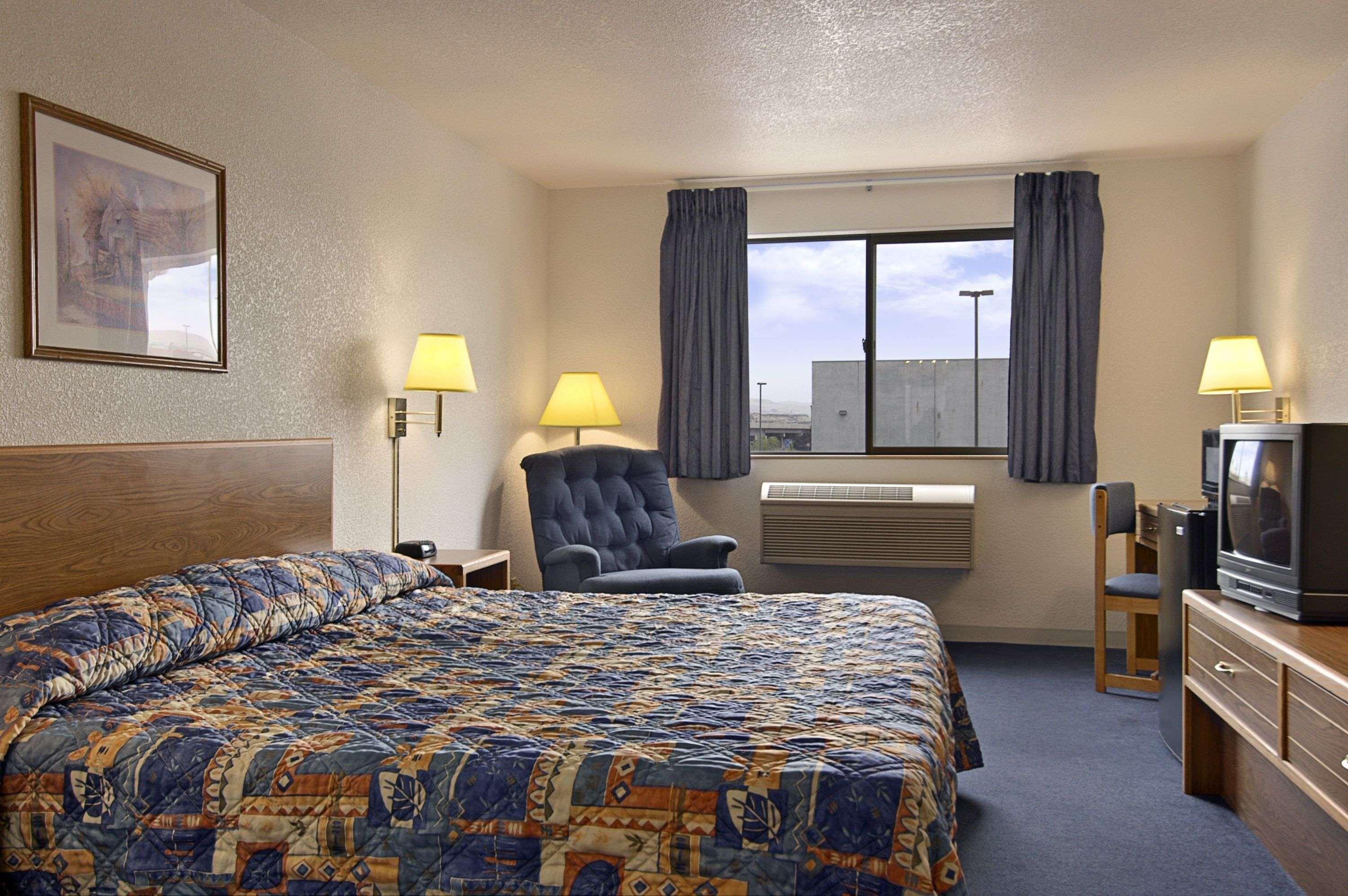 Super 8 By Wyndham The Dalles Or Exterior foto